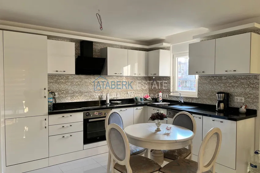 Purchase  Furnished 2+1 apartment with mountain and sea views, Alanya center Cleopatra beach area 5 