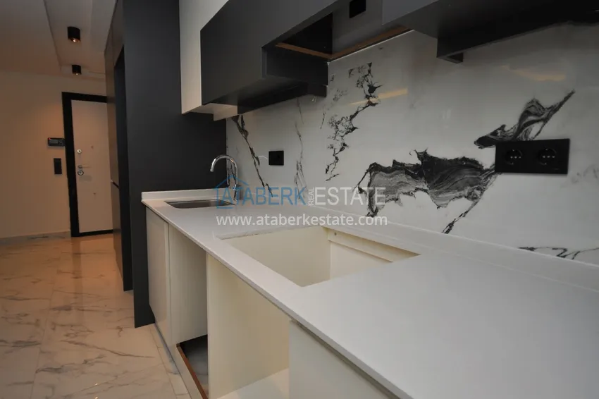 Purchase  1+1 apartment in the center of Alanya with a fine finish - Keykubat beach area  5 