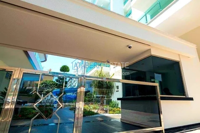 Furnished 2+1 apartment with mountain and sea views, Alanya center Cleopatra beach area 5 