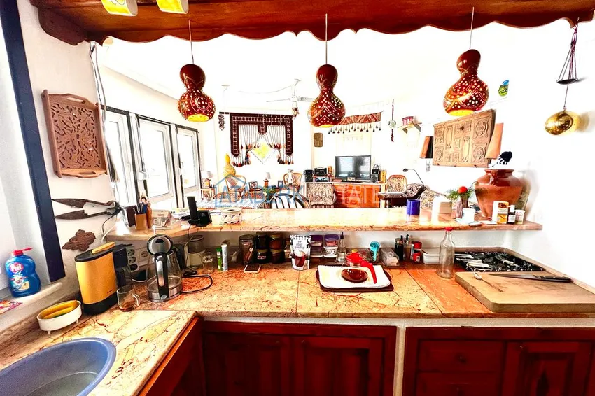 Purchase Authentic Turkish Style Apartment with Luxurious Open Sea View - Alanya Center, Kale 16 