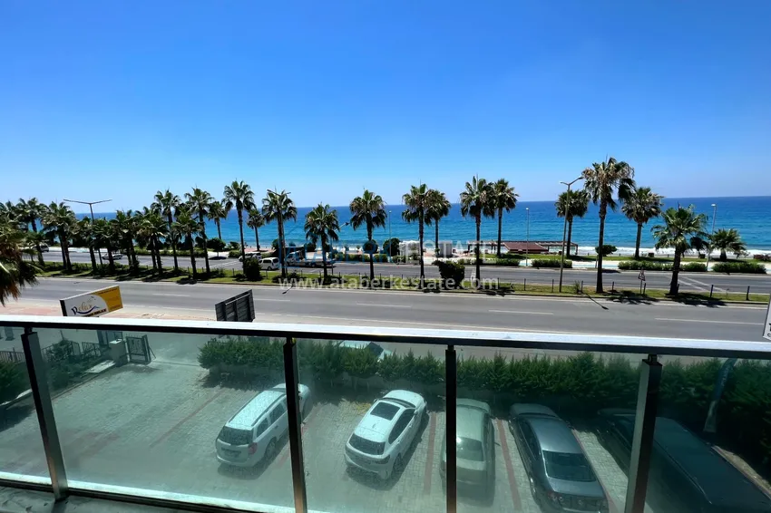 Purchase The 2+1 apartment in Mahmutlar is the first coastal one. Citizenship Real Estate 10