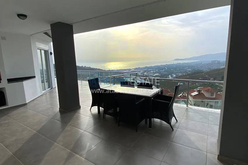 Purchase  Detached villa with furniture and stunning panoramic views - Kargicak area 1 