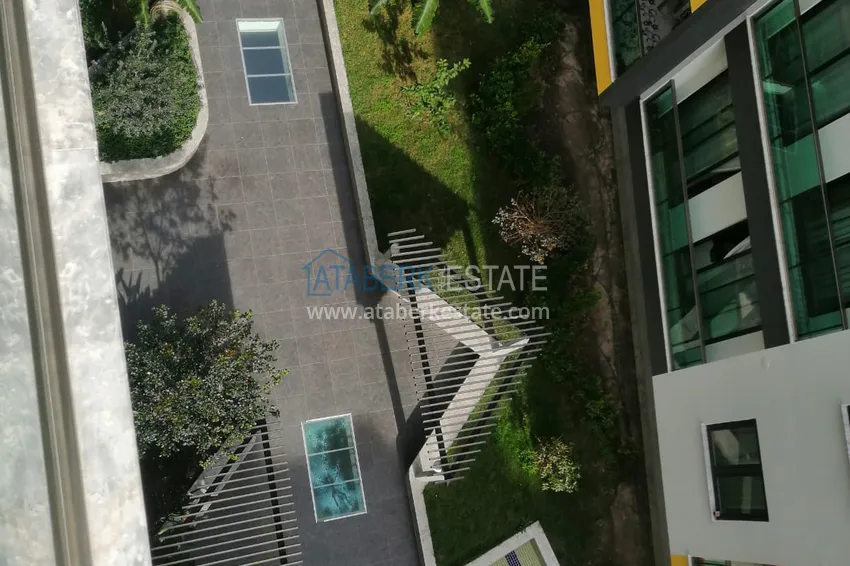 Purchase Apartment 2 + 1 in the center of Alanya with furniture and sea views in a complex with infrastructure 10 