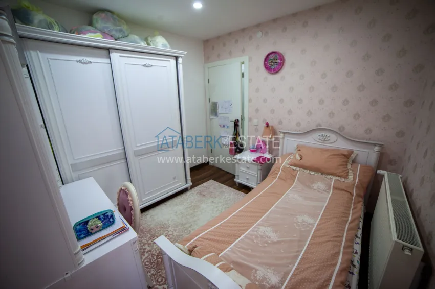 Purchase Four-room apartment from an owner with the right to obtain citizenship in Antalya, Lara district 16 