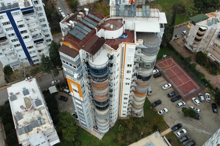 3+1 apartment in Antalya, Lara district - with a separate kitchen and sea view, suitable for citizenship 1