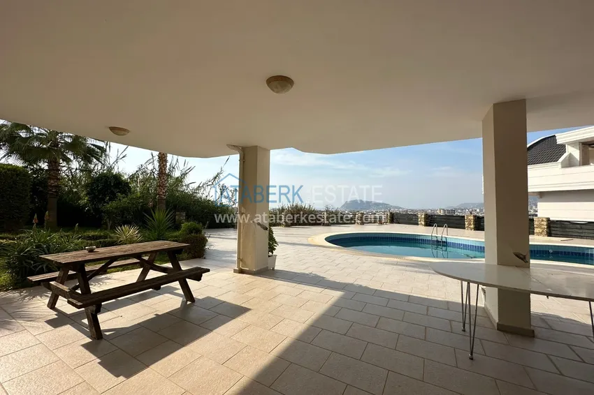 Apartment in Oba with new furniture and stunning views 11 