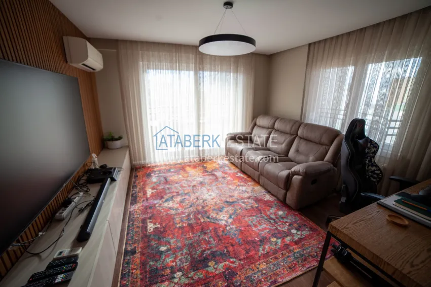 Purchase 3+1 apartment in Antalya, Lara district - with a separate kitchen and sea view, suitable for citizenship 9