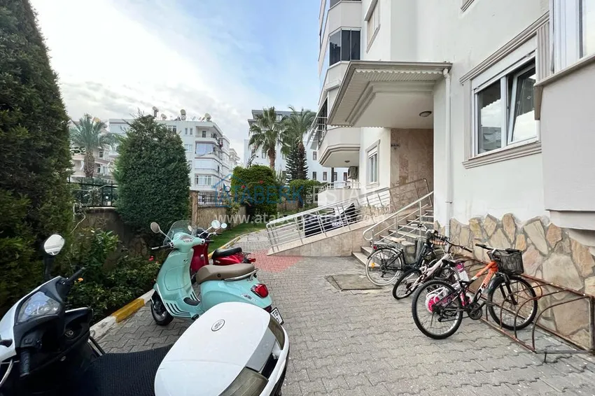 Three-room furnished apartment in the center of Alanya 12 