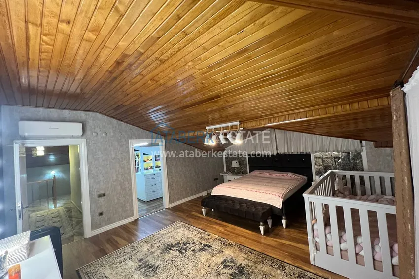 Purchase Duplex in the center of Alanya with a separate kitchen, a view of the sea and the historical fortress 11