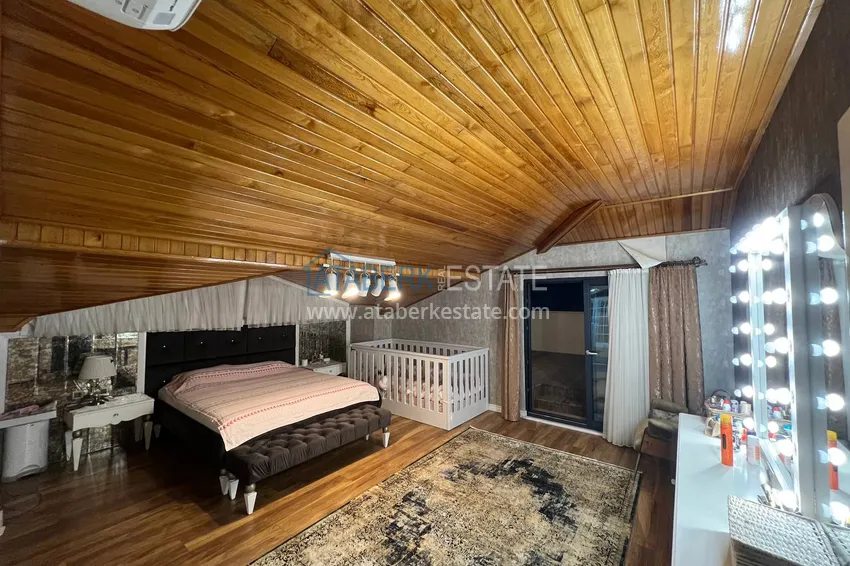 Purchase Duplex in the center of Alanya with a separate kitchen, a view of the sea and the historical fortress 12