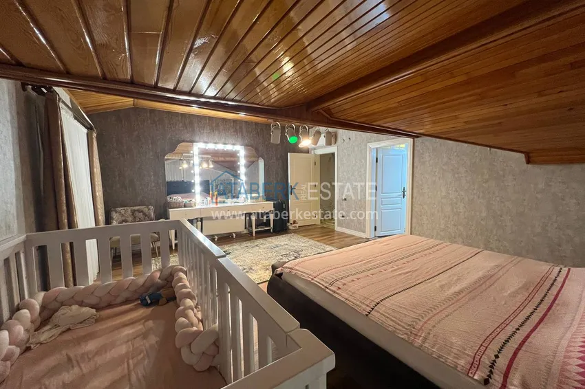 Purchase Duplex in the center of Alanya with a separate kitchen, a view of the sea and the historical fortress 13