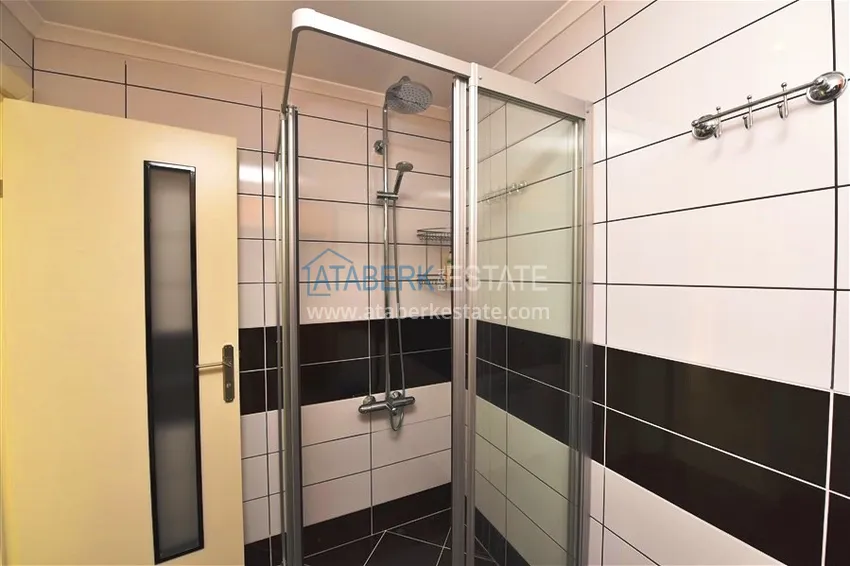Purchase Furnished 2+1 duplex penthouse with private sauna and garage, Alanya center 18