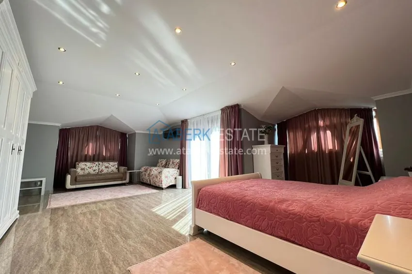 Purchase Furnished duplex penthouse 4 + 1 with mountain views in a prestigious complex, Oba - Alanya 19