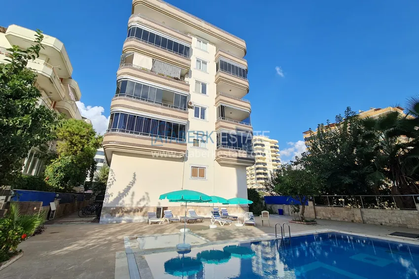 Apartment by the sea - 100 meters, furnished in a small residential complex 1