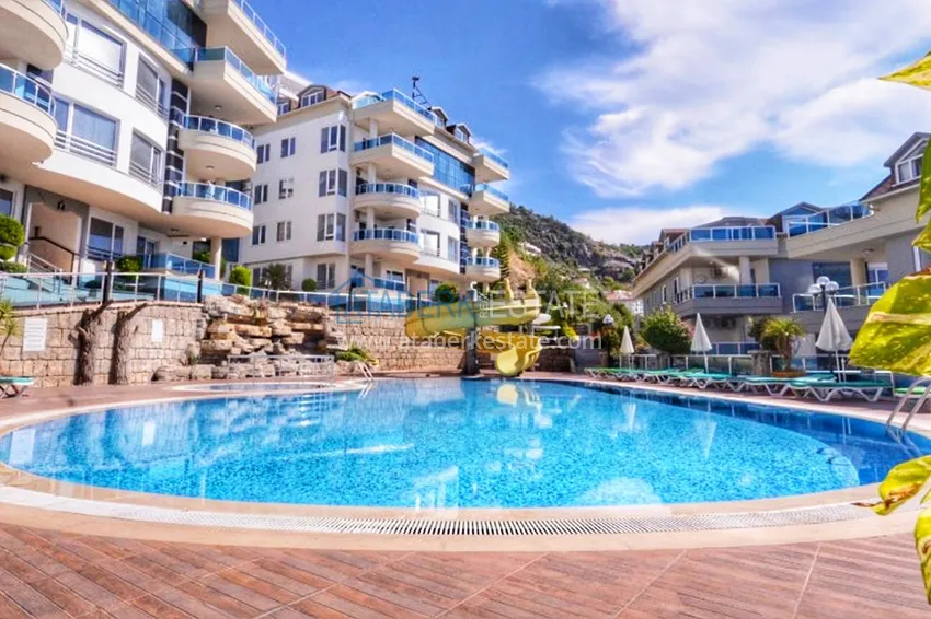 Furnished 2+1 duplex penthouse with private sauna and garage, Alanya center 1