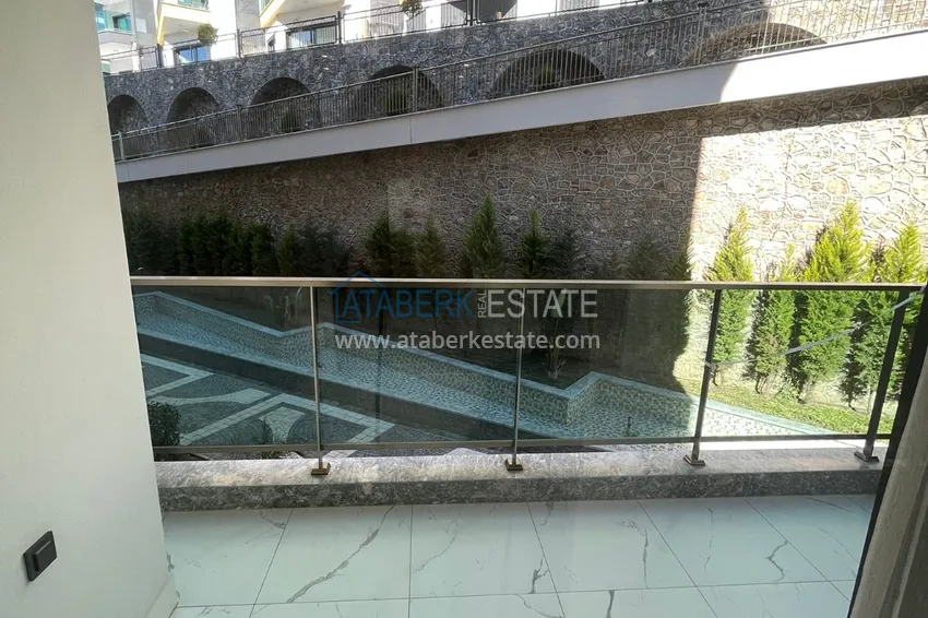 Purchase  3+1 garden duplex in a complex on the beachfront, Kargicak — Alanya 20 