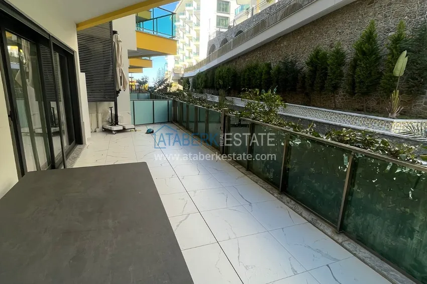 Purchase  3+1 garden duplex in a complex on the beachfront, Kargicak — Alanya 21 