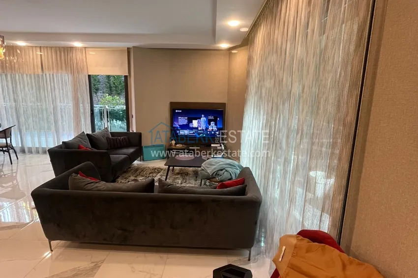 Purchase  3+1 garden duplex in a complex on the beachfront, Kargicak — Alanya 2 