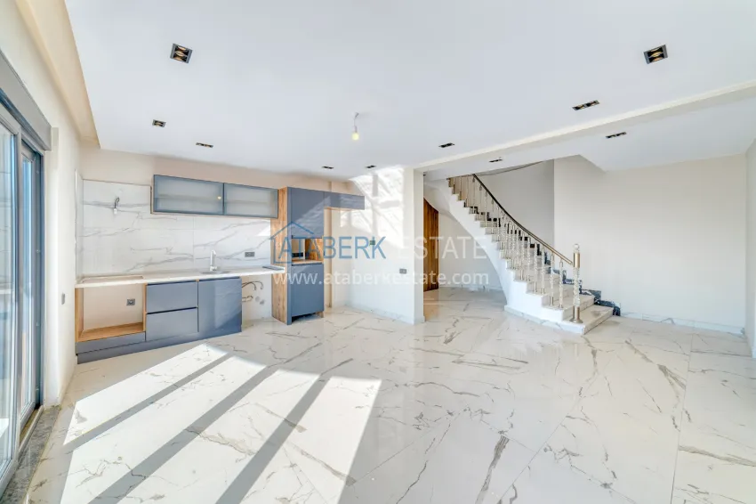 Purchase Real estate for citizenship! Brand new four-storey villa with stunning panoramic views — Alanya, Bektash 2 