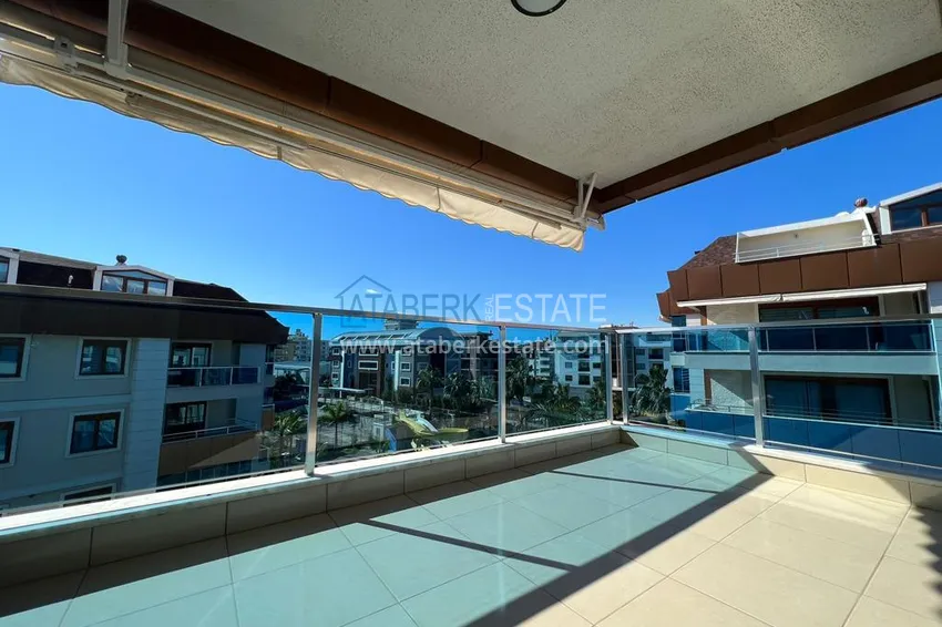 Purchase Furnished duplex penthouse 4 + 1 with mountain views in a prestigious complex, Oba - Alanya 38