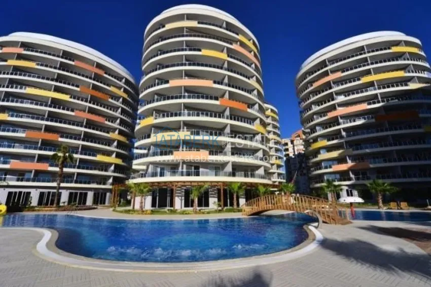 Long-term rental of a furnished one-bedroom apartment in Alanya, Cikcilli District V-2 4