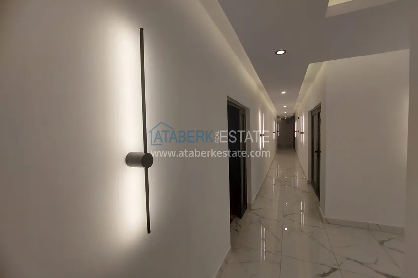 One-bedroom apartment with furniture in a new complex, the center of Alanya 3 