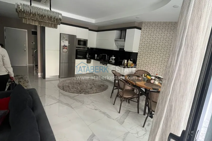 Purchase  3+1 garden duplex in a complex on the beachfront, Kargicak — Alanya 3 