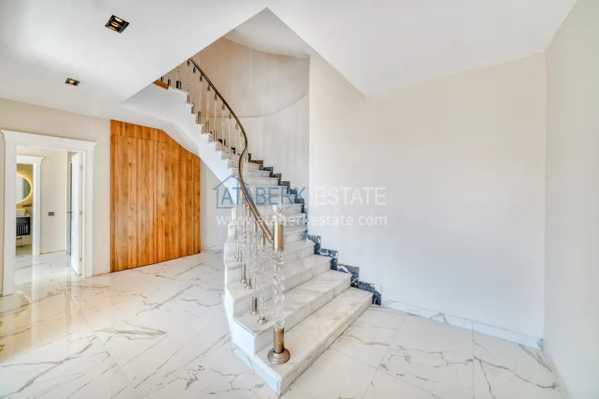 Purchase Real estate for citizenship! Brand new four-storey villa with stunning panoramic views — Alanya, Bektash 6 