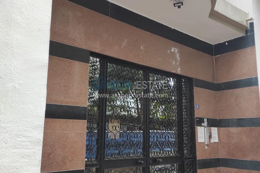 Apartment by the sea - 100 meters, furnished in a small residential complex 6