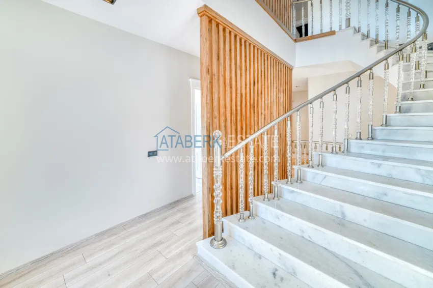 Purchase Real estate for citizenship! Brand new four-storey villa with stunning panoramic views — Alanya, Bektash 7 