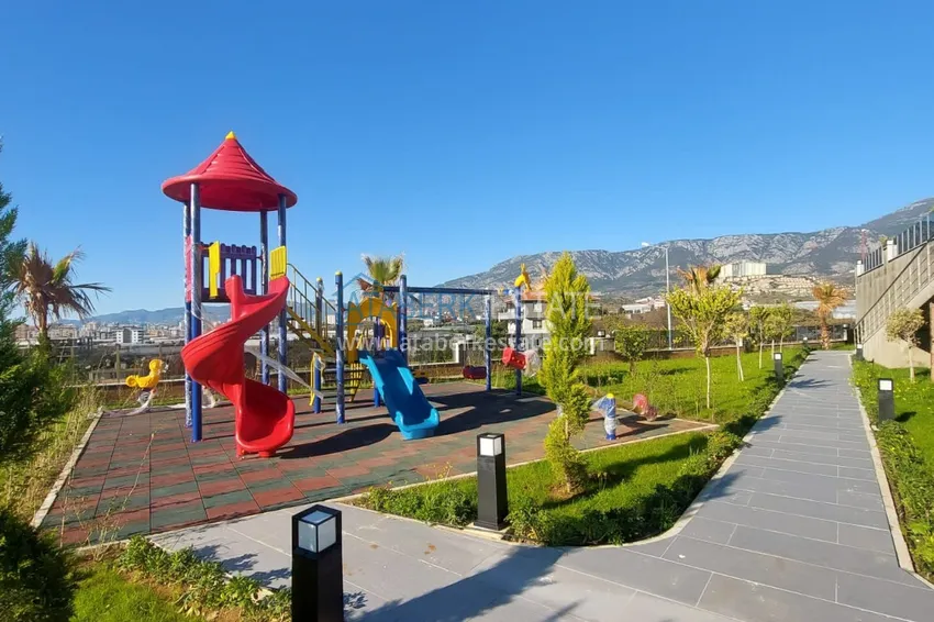 Furnished 3+1 duplex penthouse with sea view, Kargicak area - Alanya 9 