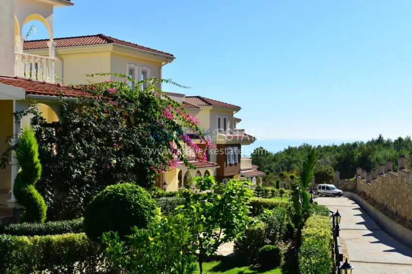Furnished villas in a unique elite cottage village - Alanya, Avsallar 8 