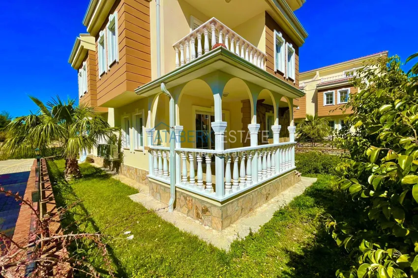 Purchase Furnished villas in a unique elite cottage village - Alanya, Avsallar 2 