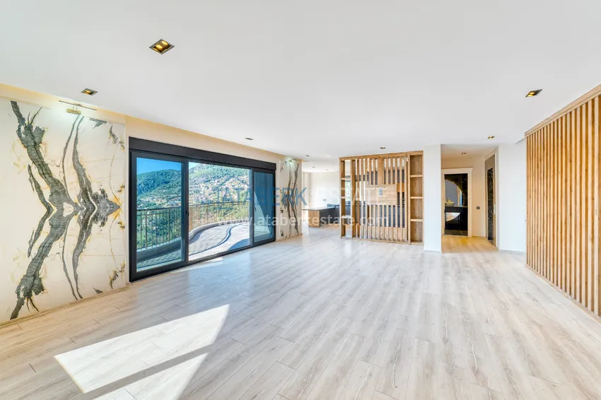 Purchase  Real estate for citizenship! Seafront mansion with seven bedrooms and high-quality finishes — Alanya, Bektash district 3 