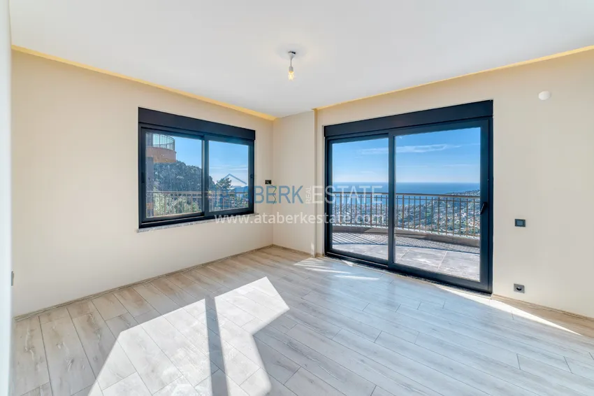 Purchase  Real estate for citizenship! Seafront mansion with seven bedrooms and high-quality finishes — Alanya, Bektash district 35 