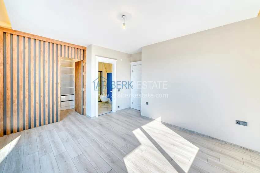 Purchase  Real estate for citizenship! Seafront mansion with seven bedrooms and high-quality finishes — Alanya, Bektash district 36 