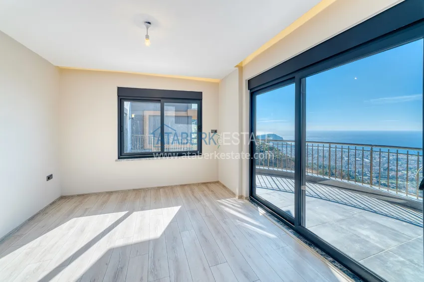 Purchase  Real estate for citizenship! Seafront mansion with seven bedrooms and high-quality finishes — Alanya, Bektash district 41 