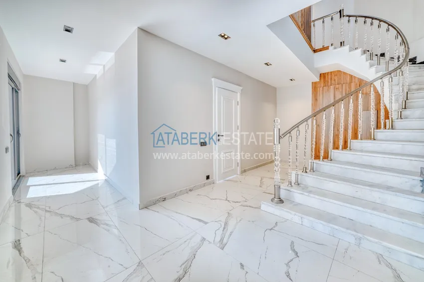 Purchase  Real estate for citizenship! Seafront mansion with seven bedrooms and high-quality finishes — Alanya, Bektash district 45 