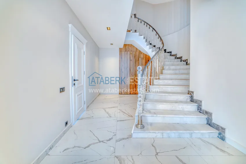 Purchase  Real estate for citizenship! Seafront mansion with seven bedrooms and high-quality finishes — Alanya, Bektash district 46 
