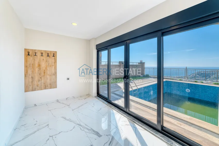 Purchase  Real estate for citizenship! Seafront mansion with seven bedrooms and high-quality finishes — Alanya, Bektash district 50 