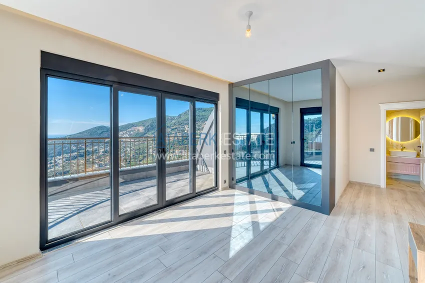 Purchase  Real estate for citizenship! Seafront mansion with seven bedrooms and high-quality finishes — Alanya, Bektash district 69 