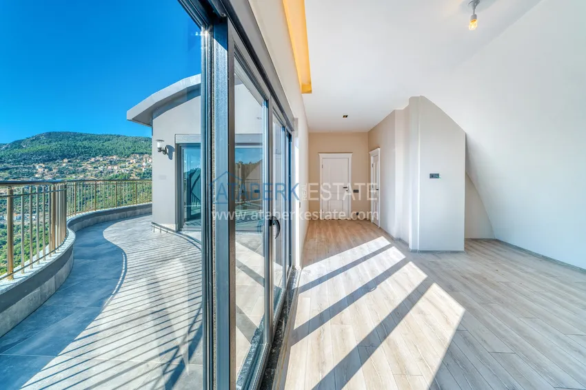 Purchase  Real estate for citizenship! Seafront mansion with seven bedrooms and high-quality finishes — Alanya, Bektash district 85 