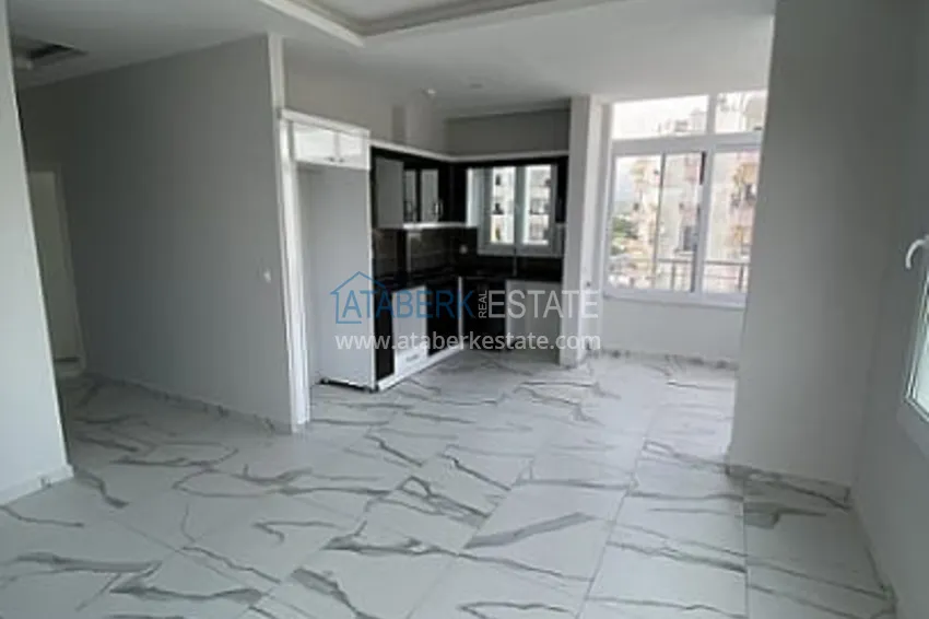 Purchase  Three-room apartment with mountain views in Tomyuk-Mersin area 2 