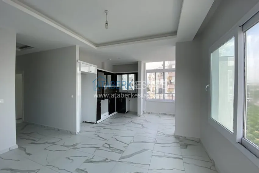 Purchase  Three-room apartment with mountain views in Tomyuk-Mersin area 3 