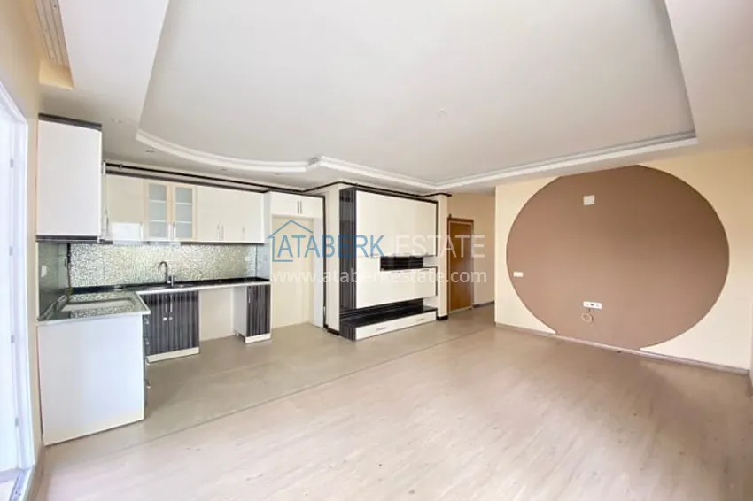 Apartment 2 + 1 with a glazed balcony, in a small residential complex in the Mezitli-Mersin area 1