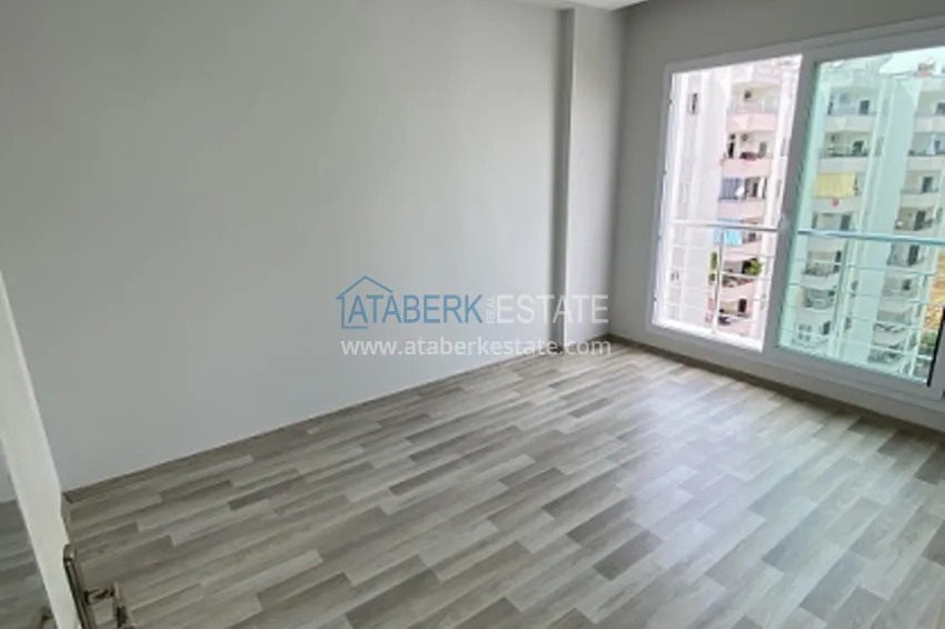 Purchase  Three-room apartment with mountain views in Tomyuk-Mersin area 4 