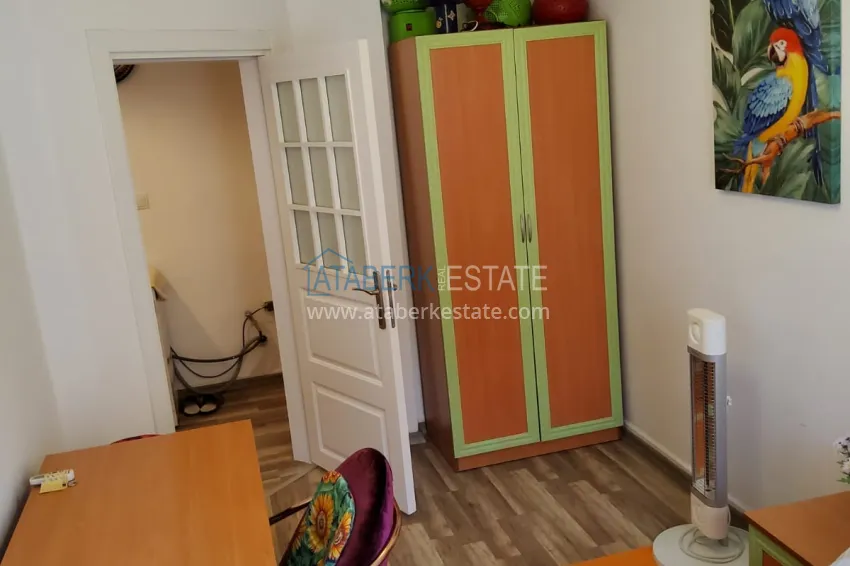 Purchase Three-room apartment with furniture after renovation in the center of Mahmutlar - the area of the secondary market 12