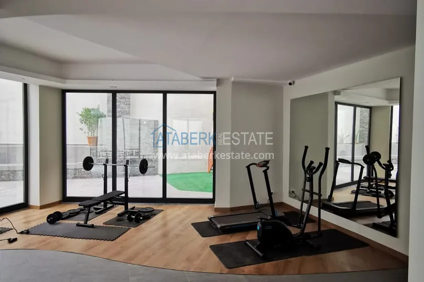 One bedroom penthouse with mountain views in Tosmur B25 14 