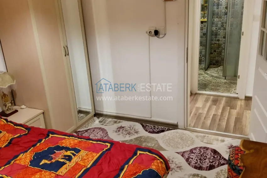Purchase Three-room apartment with furniture after renovation in the center of Mahmutlar - the area of the secondary market 19