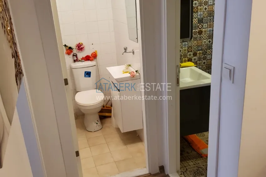 Purchase Three-room apartment with furniture after renovation in the center of Mahmutlar - the area of the secondary market 23